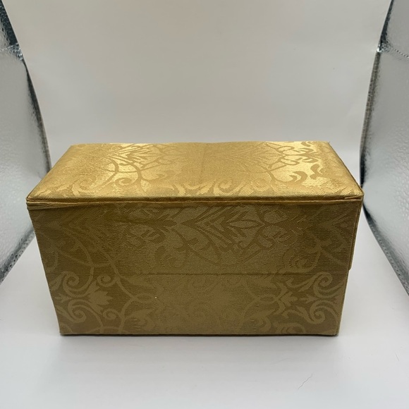 Messengers...Set of Mary, Joseph and baby Jesus. Glass with gold trim. - Picture 5 of 12